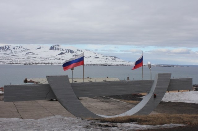 barentsburg-Soviet-republics-Anna